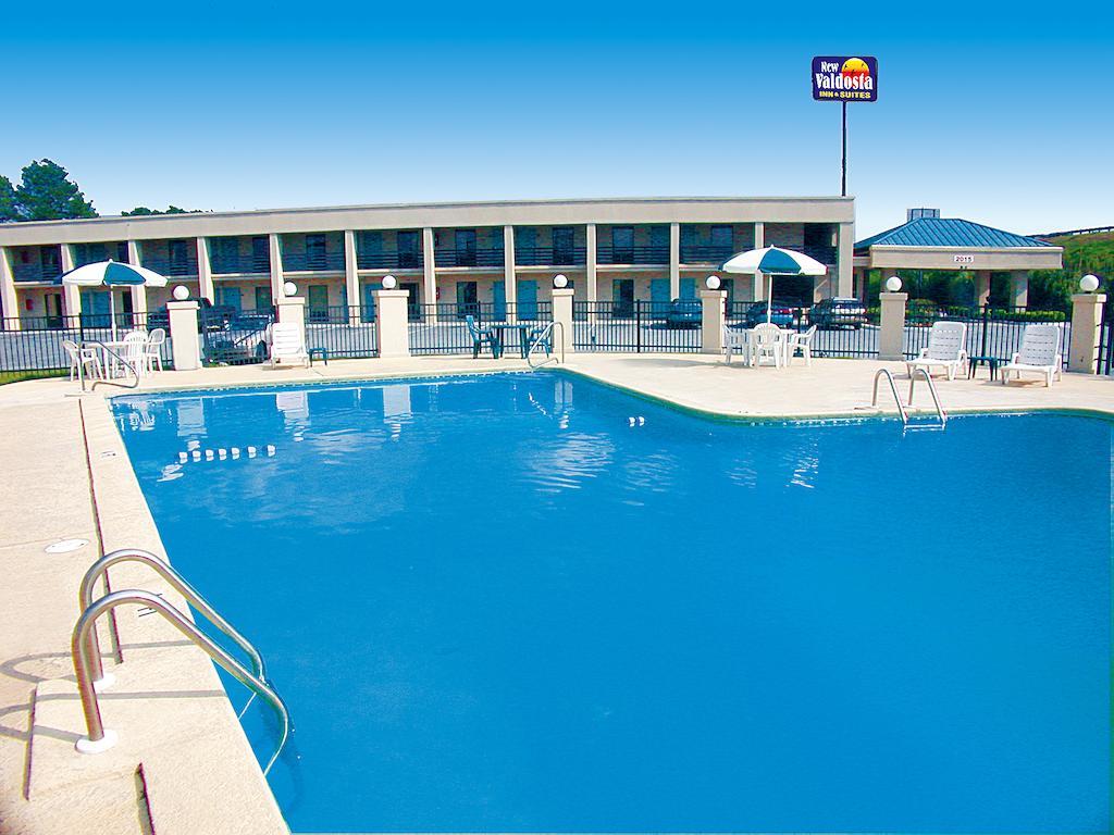 New Valdosta Inn And Suites Zewnętrze zdjęcie